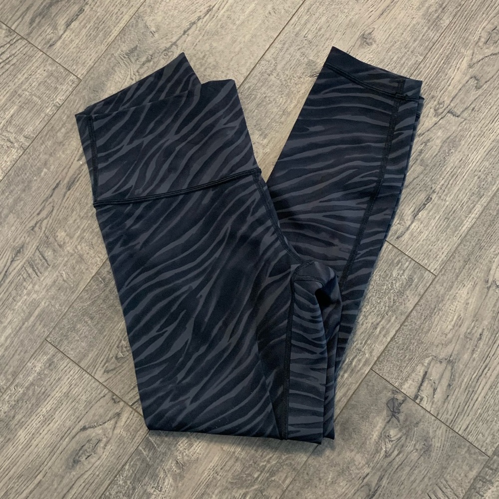 Lululemon Wunder Under - Le Tigre - 8